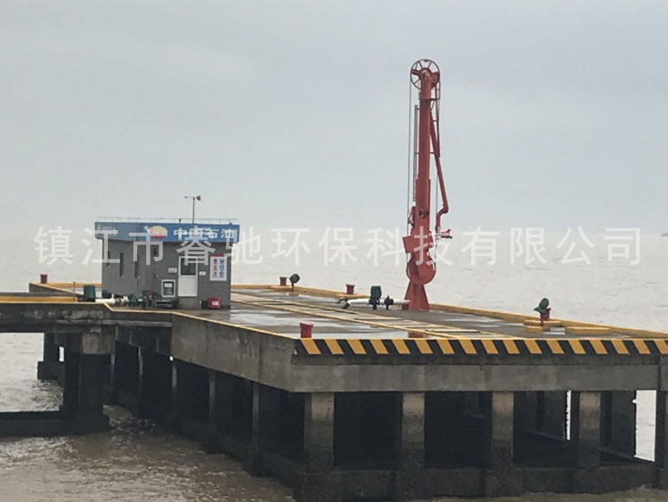 石化碼頭輸油臂的工作特性是什么